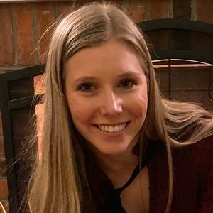 Meet your Posher, Julia